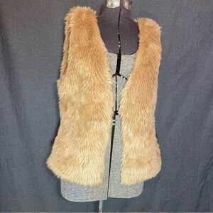 love tree Faux Fur Tan Vest Sz L